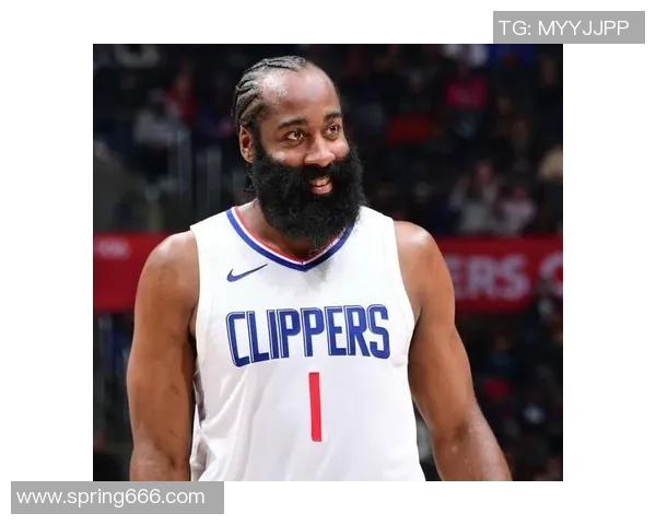 詹姆斯·哈登带领球队逆袭全明星赛展现领袖风采再度创造个人历史